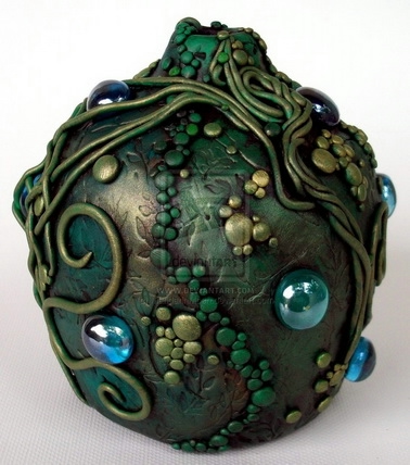 polymer_clay_green_vine_vase_by_mandarinmoon-d22ye3p (378x428, 109Kb)